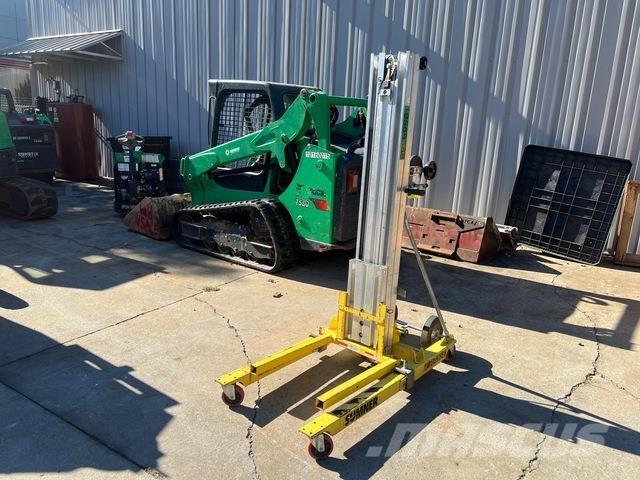 Sumner 2010 Guinchos, elevadores e elevações de materiais
