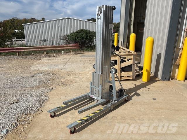 Sumner 2124 Guinchos, elevadores e elevações de materiais
