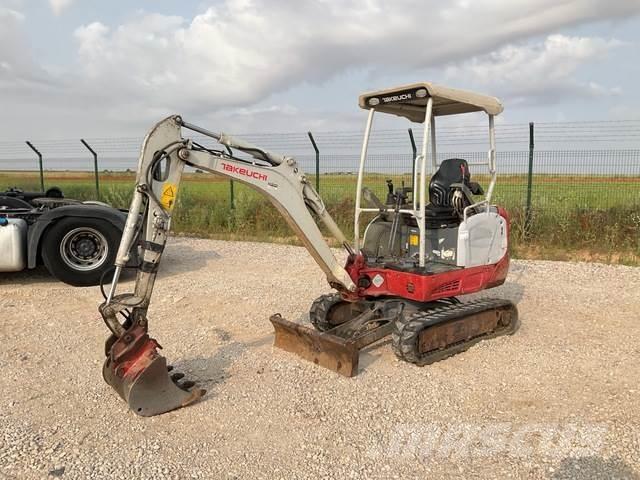Takeuchi TB216 Mini Escavadoras <7t