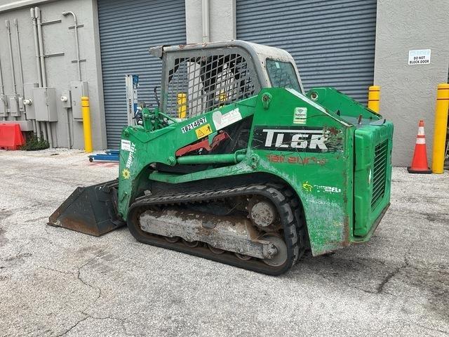 Takeuchi TL6R Carregadoras de direcção deslizante
