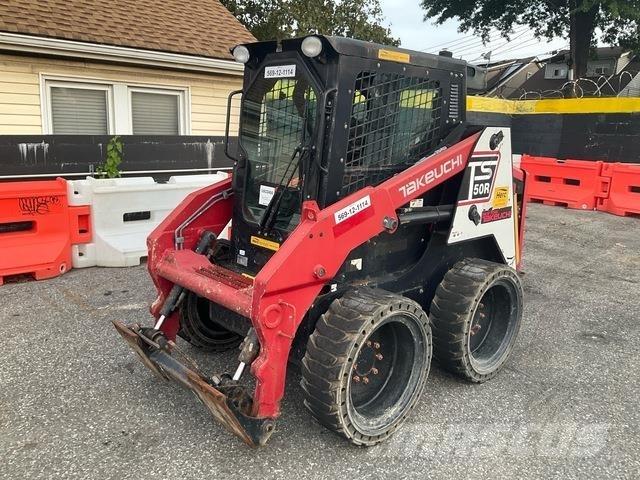 Takeuchi TS50R Carregadoras de direcção deslizante