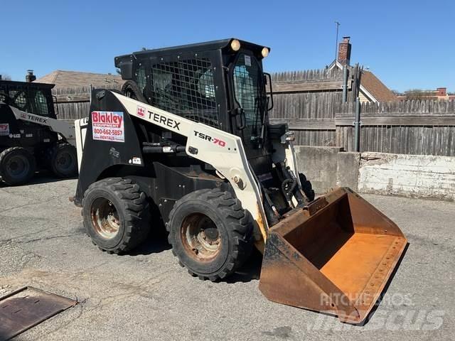 Terex TSR-70 Carregadoras de direcção deslizante