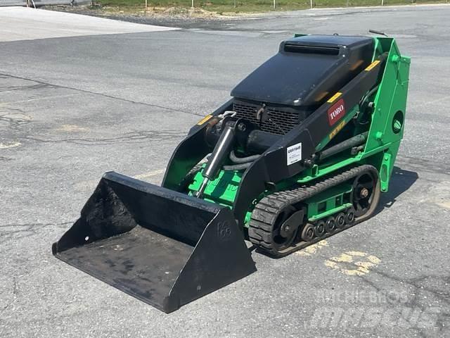 Toro 22323G Carregadoras de direcção deslizante