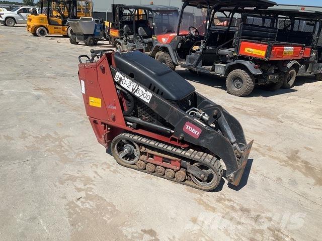 Toro TX427 Carregadoras de direcção deslizante