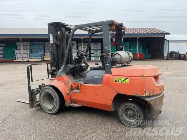 Toyota 7FGU45 Construção - Outros
