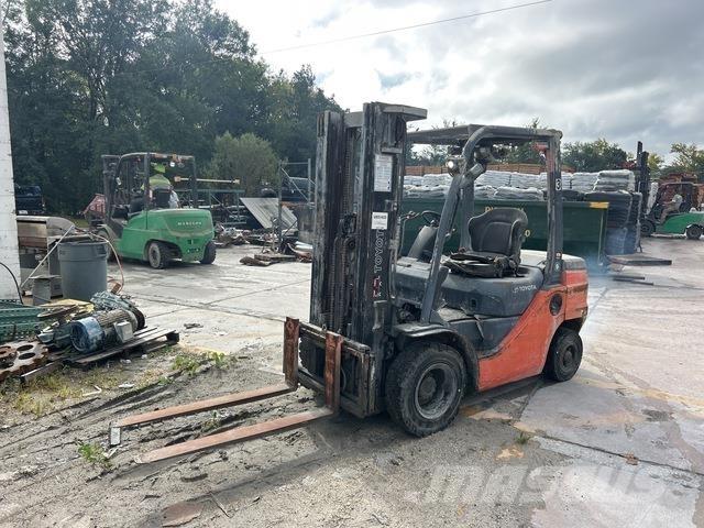 Toyota 8FDU25 Empilhadores - Outros