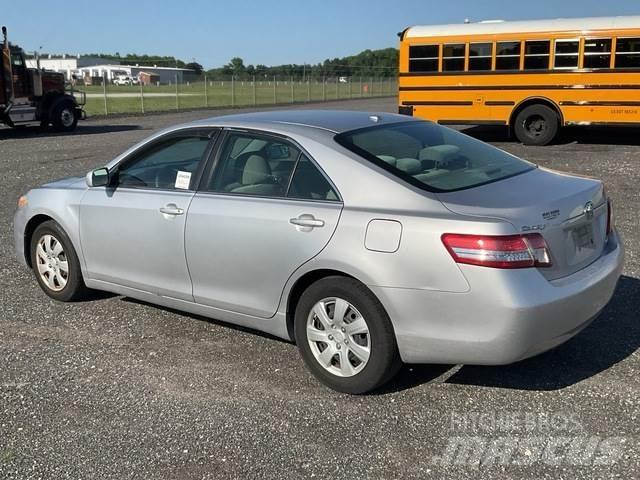 Toyota Camry Carros Ligeiros