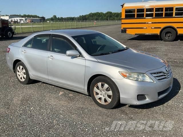 Toyota Camry Carros Ligeiros