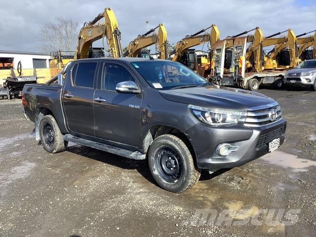 Toyota HiLux Pick up de caixa aberta