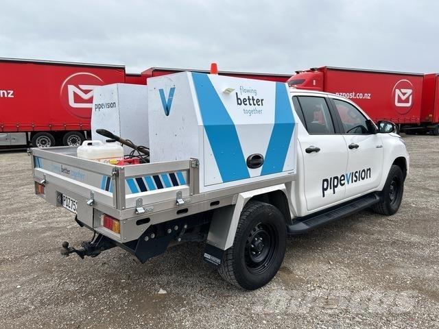 Toyota HiLux Outros