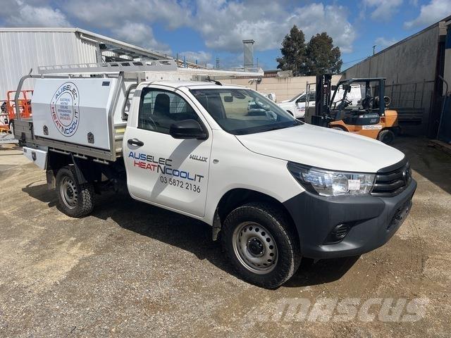 Toyota HiLux Outros