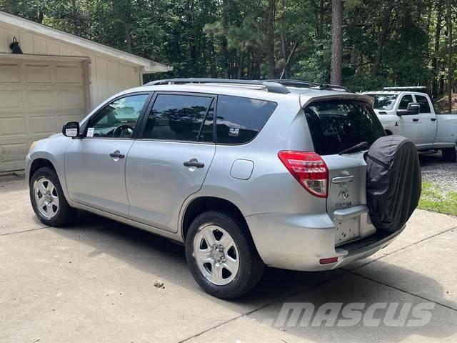 Toyota RAV4 Carros Ligeiros