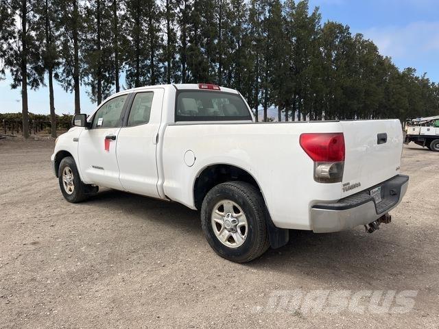 Toyota Tundra Outros