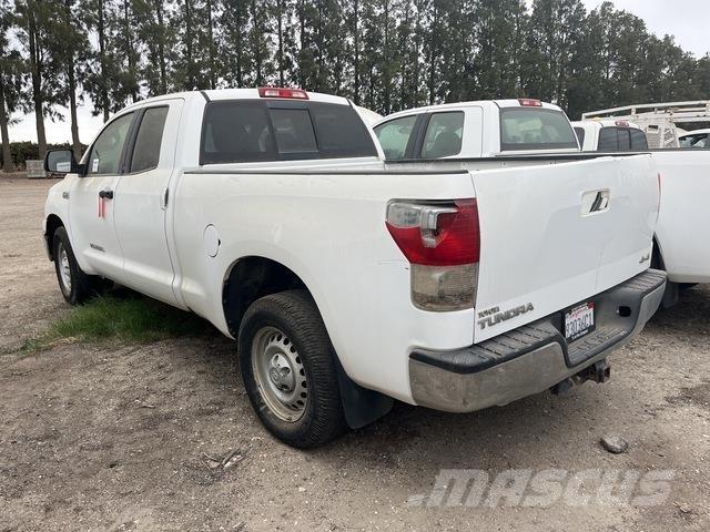 Toyota Tundra Outros