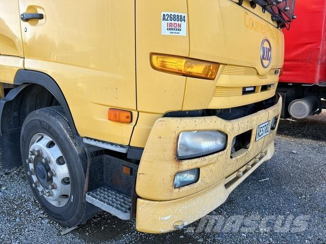 UD PK 17.280 Camiões caixa cortinas laterais
