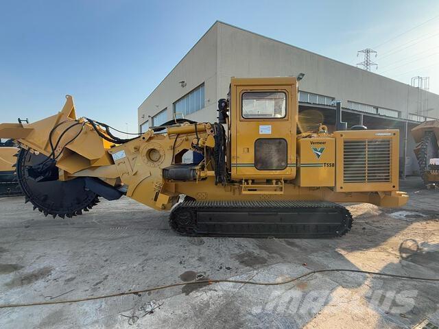 Vermeer T558 Abre-valas