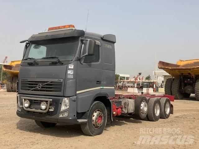 Volvo FH540 Camiões de chassis e cabine