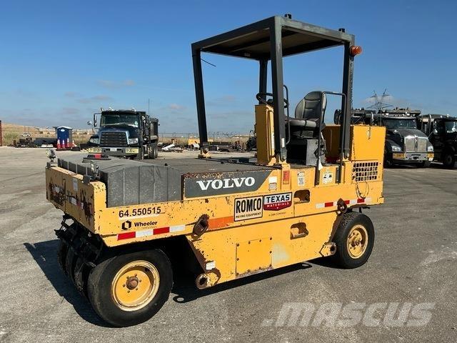 Volvo PT125 Cilindros Compactadores de pneus