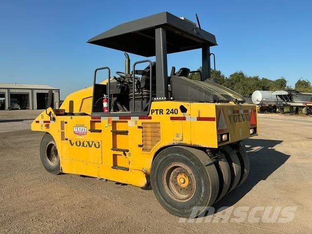 Volvo PTR240 Cilindros Compactadores de pneus