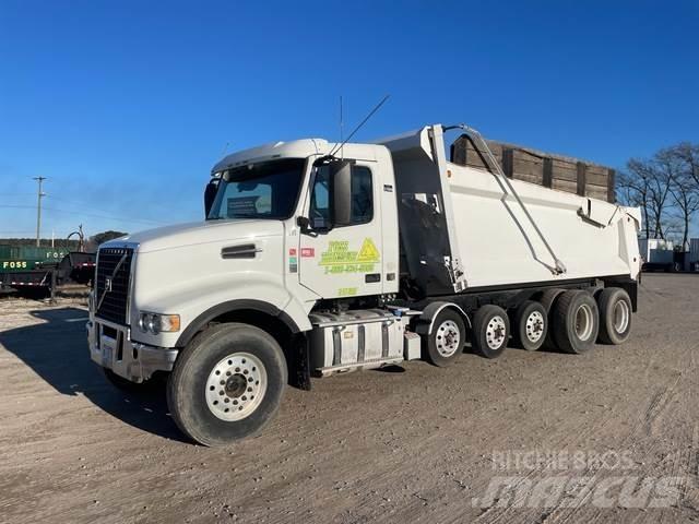 Volvo VHD Camiões basculantes