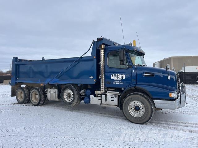 Volvo VHD Camiões basculantes