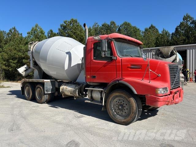 Volvo VHD64B Outros Camiões