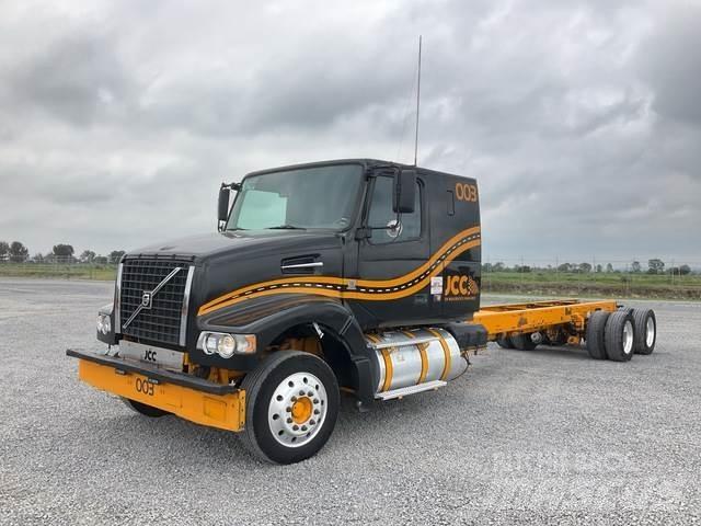 Volvo VHD64F Cabines e interior