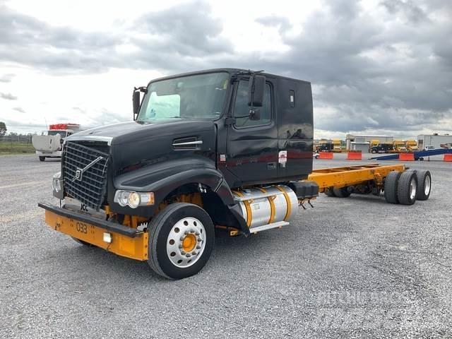Volvo VHD64F Cabines e interior
