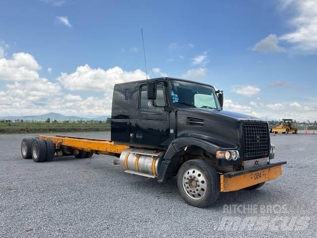 Volvo VHD64F Cabines e interior