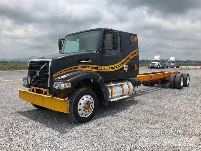 Volvo VHD64F Cabines e interior