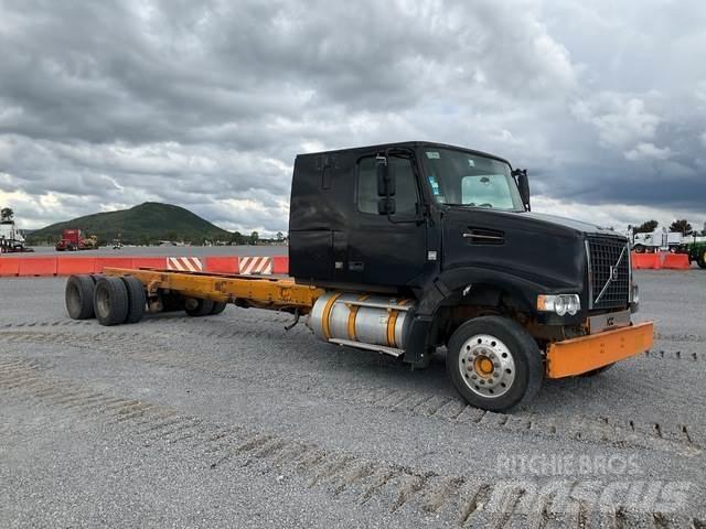 Volvo VHD64F Cabines e interior
