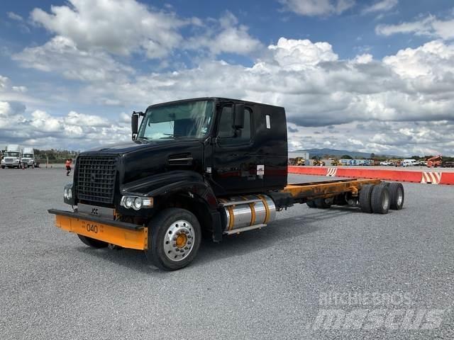 Volvo VHD64F Cabines e interior