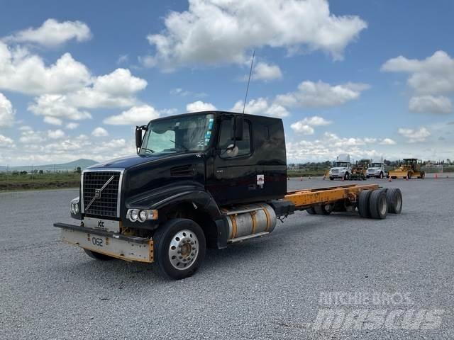 Volvo VHD64F Cabines e interior