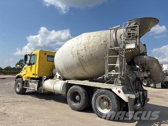 Volvo VHD64F Outros Camiões