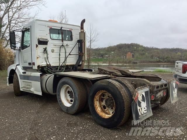 Volvo VNL Tractores (camiões)