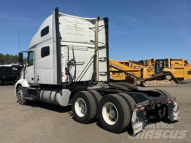 Volvo VNL Tractores (camiões)