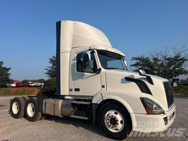 Volvo VNL Tractores (camiões)
