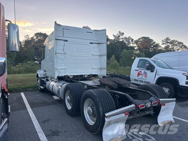 Volvo VNL Tractores (camiões)