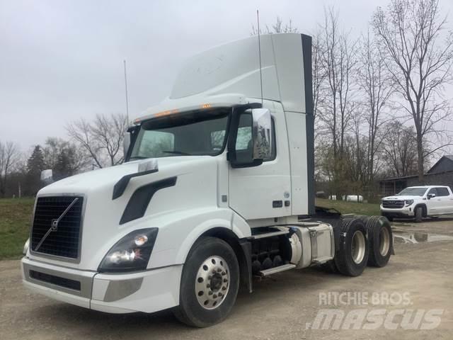 Volvo VNL300 Tractores (camiões)
