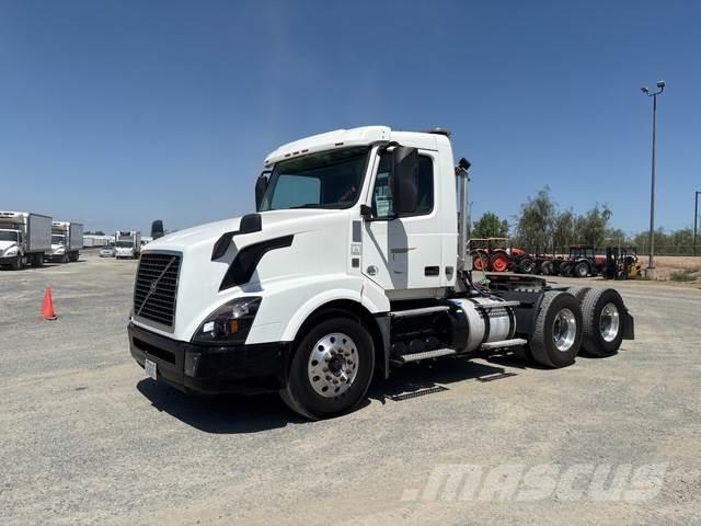 Volvo VNL300 Tractores (camiões)
