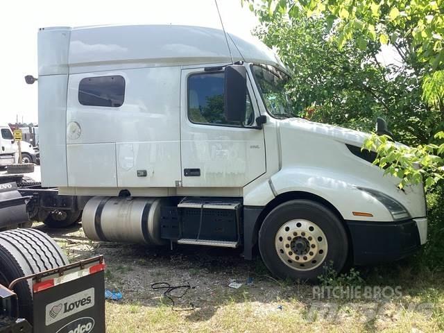 Volvo VNL740 Tractores (camiões)