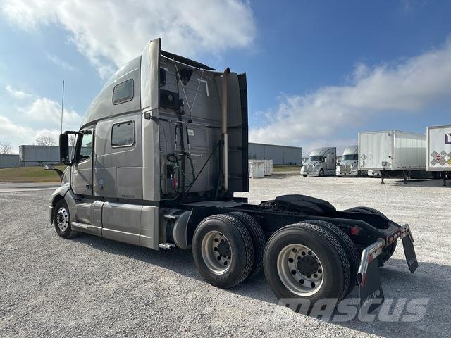 Volvo VNL860 Tractores (camiões)