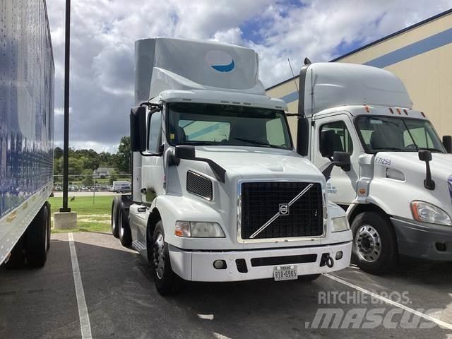 Volvo VNM Tractores (camiões)