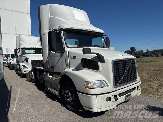 Volvo VNM Tractores (camiões)