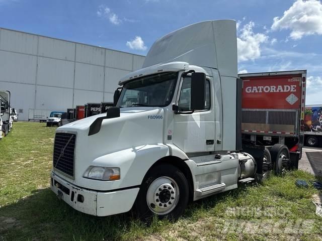 Volvo VNM Tractores (camiões)