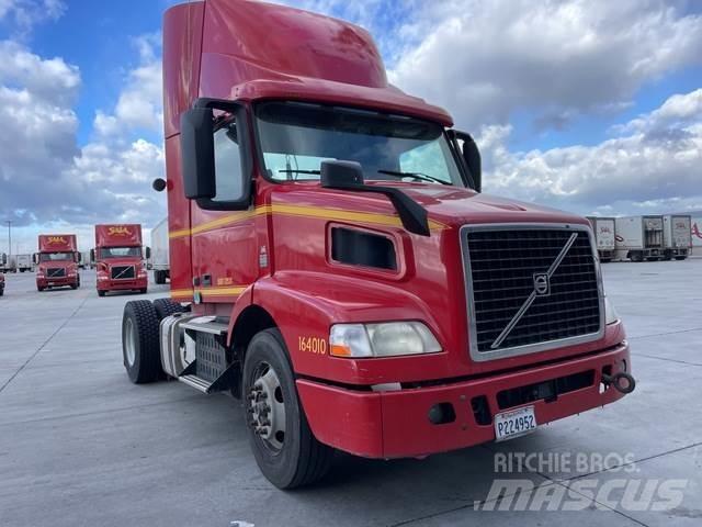 Volvo VNM Tractores (camiões)