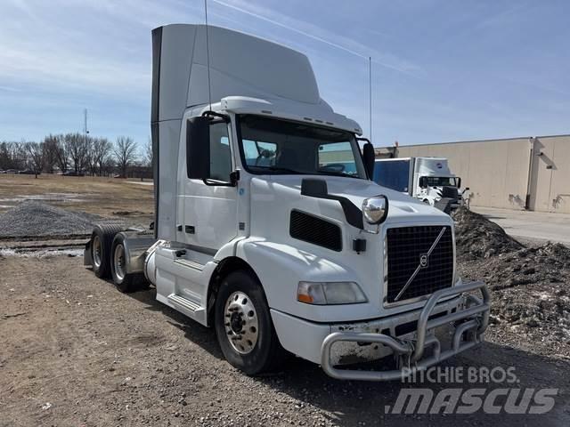 Volvo VNM Tractores (camiões)