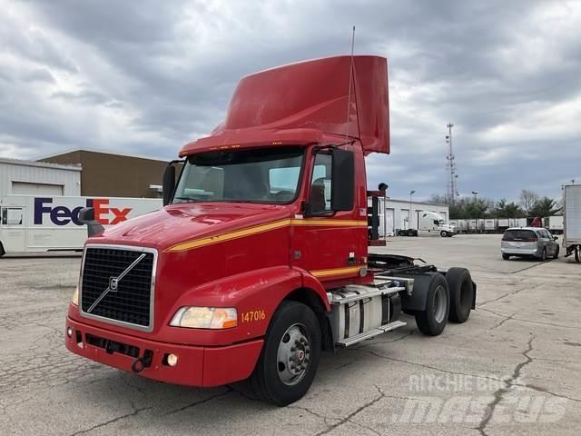 Volvo VNM Tractores (camiões)