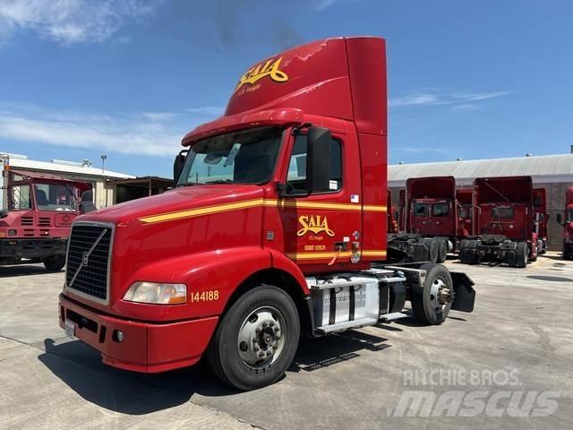 Volvo VNM Tractores (camiões)