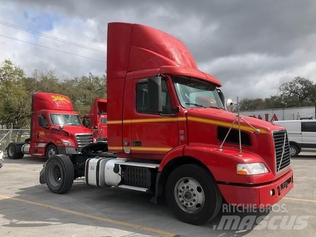 Volvo VNM Tractores (camiões)
